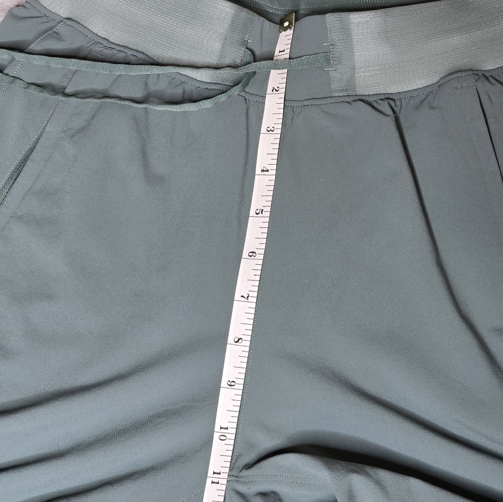 Lululemon License To Train Women's High-Rise Pant Size 4 - Picture 11 of 12